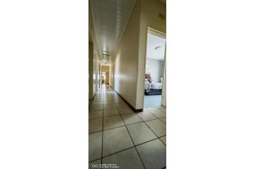 016 Guest house, Vanderbijlpark - 3