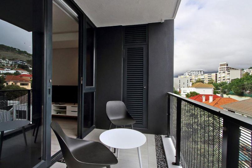 1 Bedroom Apartment at 35 on Main Apartment, Cape Town - imaginea 7