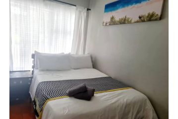 1 bedroom self-catering apartment Apartment, Richards Bay - 5