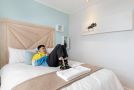 1 bedroom unit at Apex Apartment, Johannesburg - thumb 3