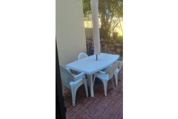 1 Cormoran Apartment, Durban - 3