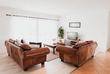 One on Gray Apartment, Knysna - 2