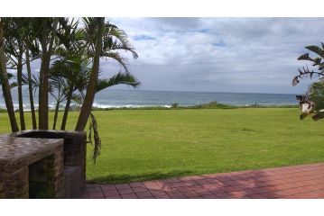 10 Seaverge Apartment, Port Edward - 2