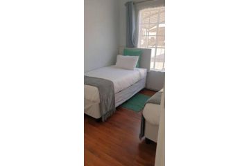 @103 Reedsview Apartment, Roodepoort - 3