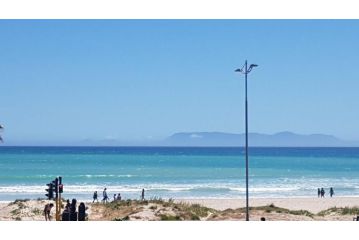 109 da Gama on Beach Apartment, Strand - 1