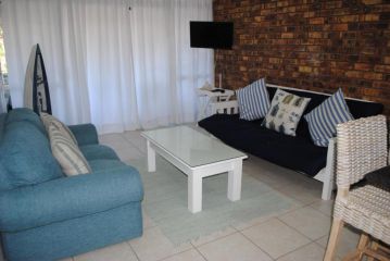 11 Coral Sands Apartment, Scottburgh - 5