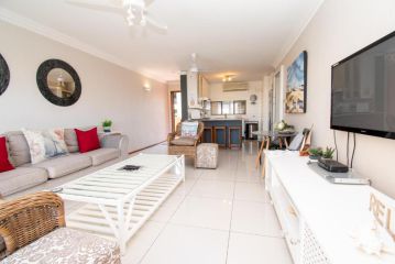 11 The Shades Apartment, Durban - 2