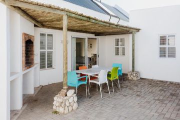 12 Korhaan Apartment, Paternoster - 4