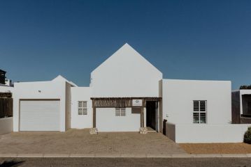 12 Korhaan Apartment, Paternoster - 2