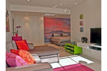 121 Ocean View Drive Studio Apartment, Cape Town - 2