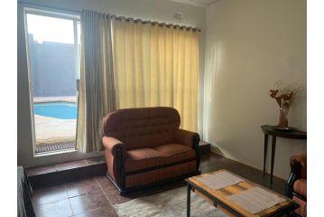 122 on Shamrock Guest house, Roodepoort - 1