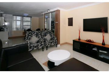 123 Oceanic Apartment, Durban - 3