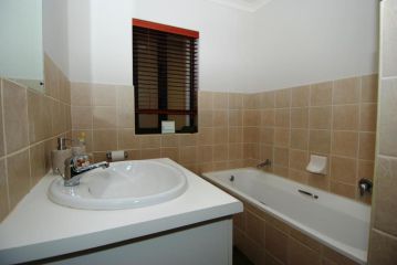 13 Bella Rosa Apartment, Durbanville - 5