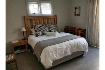 13 on 2nd Hermanus Guest house, Hermanus - 2