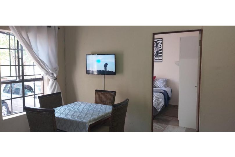 13 @ Rhinoroad Nelspruit Apartment, Nelspruit - imaginea 3