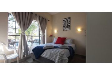 13 @ Rhinoroad Nelspruit Apartment, Nelspruit - 2