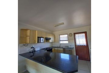 1304 on Langebaan Golf Estate Guest house, Langebaan - 5