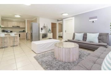 14 Azure Apartment, Cape Town - 1