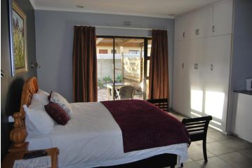 14 Cluster Cottages Apartment, George - 5
