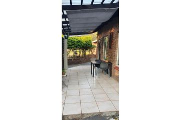 14 Stratos Apartment, Nelspruit - 4