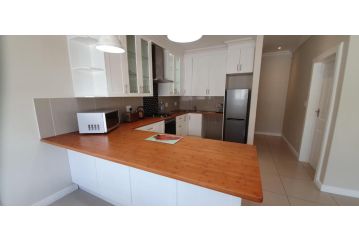 147 Abalone-Inn Guest house, Hermanus - 4