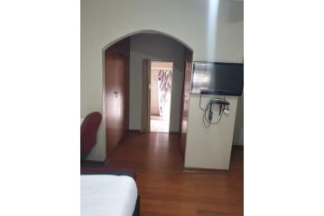14th avenue lodge Guest house, Boksburg - 3