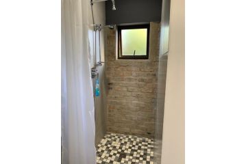 15 Arbour Road Apartment, George - 4