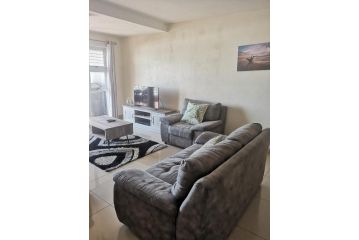 15 Isikhulu Apartment, Umdloti - 5