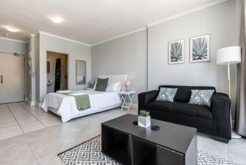 1517 Four Seasons Apartment, Cape Town - 1