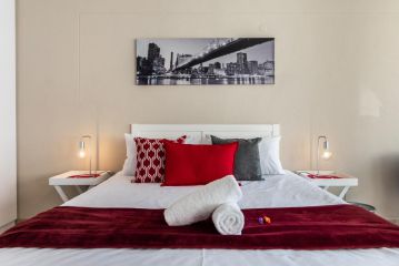519- 66 Keerom Apartment, Cape Town - 4