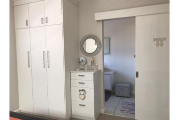 15th Fairway Apartment, Langebaan - 5