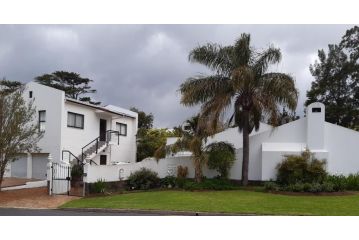 16 Rhodes-North Self Catering Apartment & Studio Apartment, Stellenbosch - 5