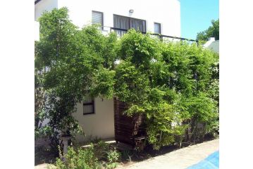 16 Rhodes-North Self Catering Apartment & Studio Apartment, Stellenbosch - 2
