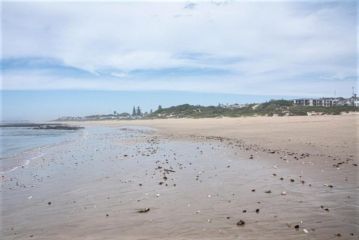 17 The Dune Jeffreys Bay Apartment, Jeffreys Bay - 1