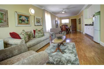 17onWellington Suites Hotel, George - 3