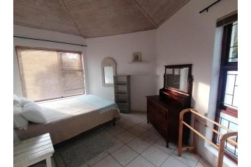 18 on Flame Villa, Jeffreys Bay - 1