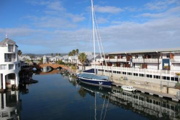 18 Quay West, Waterfront Apartment, Knysna - 1