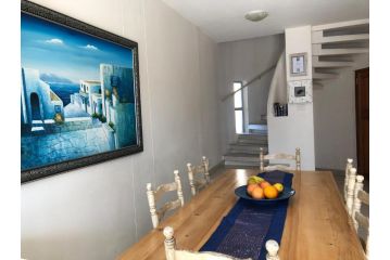 19 Casablanca Beach Apartment, Ballito - 5