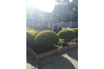 196 On Victoria Bed and breakfast, Newcastle - 2