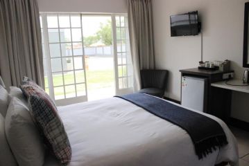 2 Be At Home Guesthouse Guest house, Klerksdorp - 2