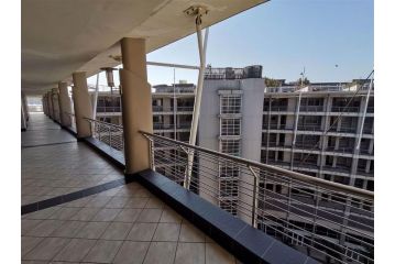 2 Bed Apartment Point Waterfront Apartment, Durban - 3