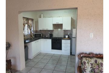 2 Bedroom Cottage Apartment, Midrand - 4