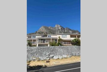 2 Bed Guest Suite Apartment with private pool, ocean view & garden Apartment, Cape Town - 1