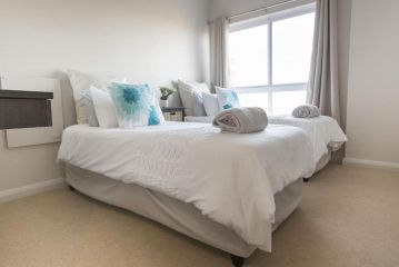 2 Bedroom apartment with Breathtaking Views! Apartment, Cape Town - 4