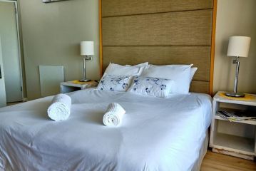 2 Bedroom Lagoon Beach Apartment, Cape Town - 2
