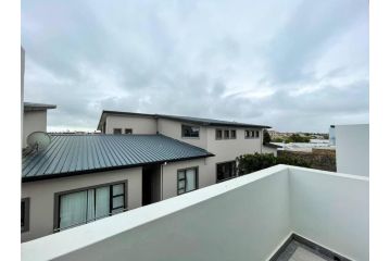 14 on Cape Viola - Modern Apartment in Blouberg Apartment, Cape Town - 5