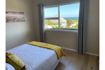 2 on Third Avenue Apartment, Hermanus - 1