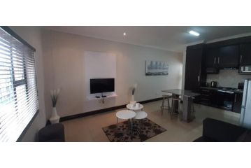 The Quartz 201 Umhlanga Ridge Apartment, Durban - 5