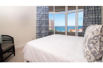 202 Oyster Rock Apartment, Durban - 3