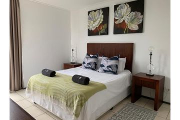 202 Point bay Apartment, Durban - 2